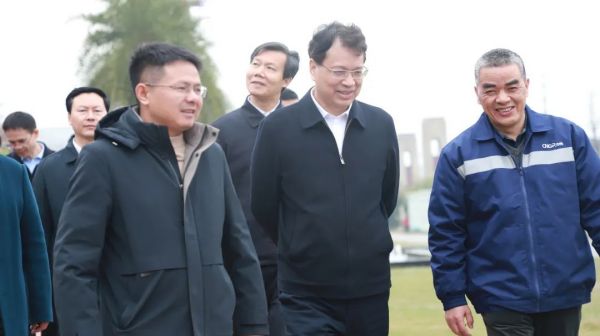 成績(jī)突飛猛進(jìn) | 時(shí)隔兩年，貴州省副省長(zhǎng)郭錫文再訪(fǎng)中偉