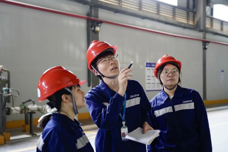 聚眾力·向光行｜三年逆襲成行業(yè)標(biāo)桿，看中偉磷系破局背后的“創(chuàng)新力”