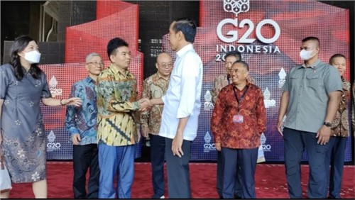 中偉股份董事長(zhǎng)鄧偉明出席B20峰會(huì)丨受到印尼總統(tǒng)接見，取得豐碩成果